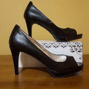 Black Peep-toe Heels